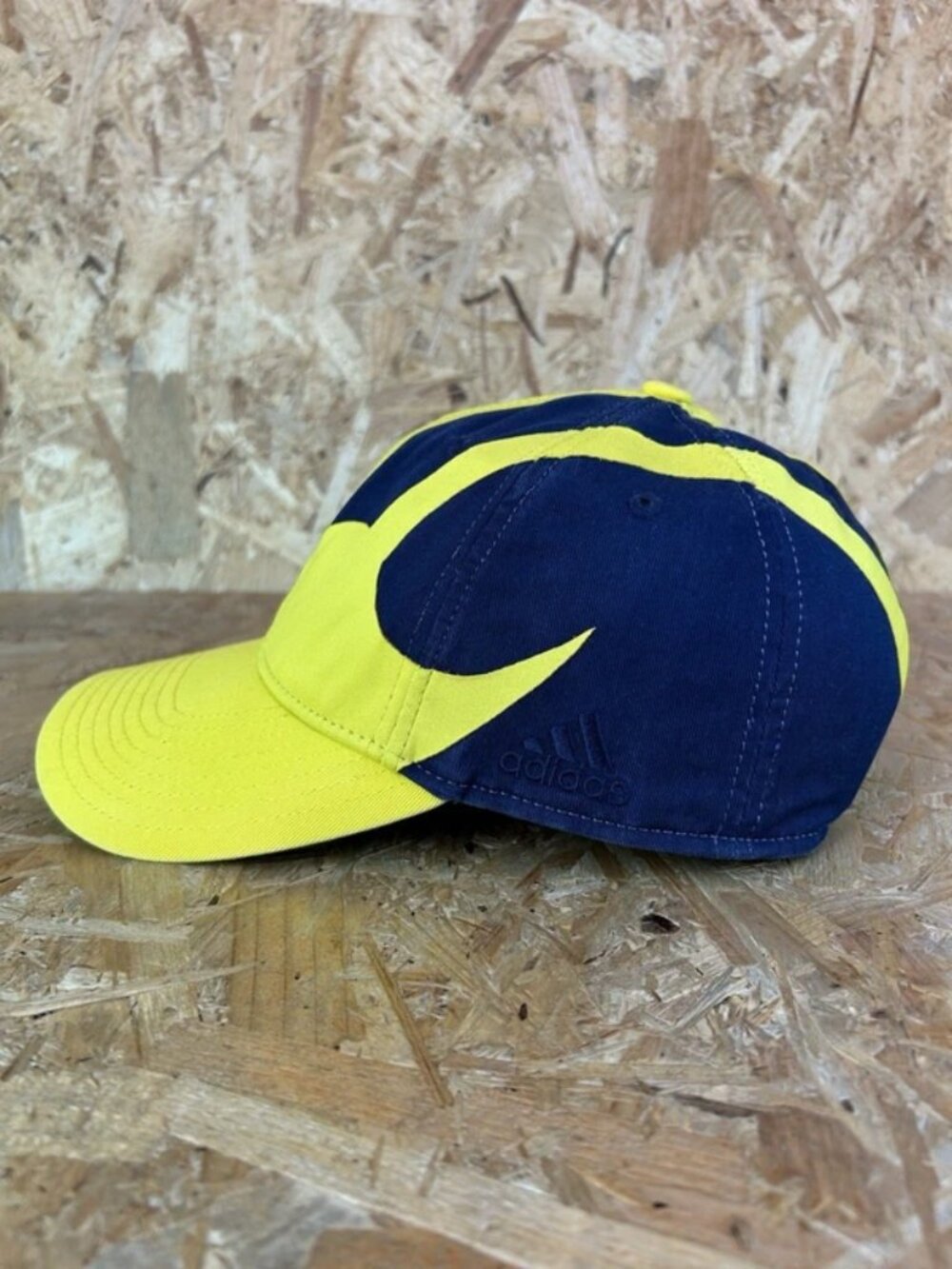 Adidas Michigan Wolverines Hat Cap Ncaa Adjustable Navy Yellow One Size